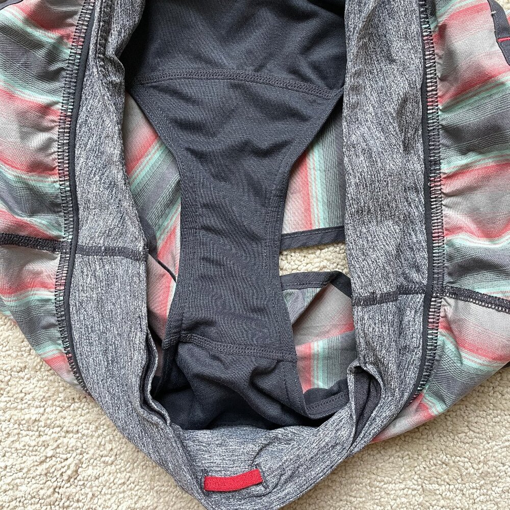 EUC Lululemon Speed Shorts 8 2.5” Alarming Ombre striped lined running orange - Picture 5 of 5